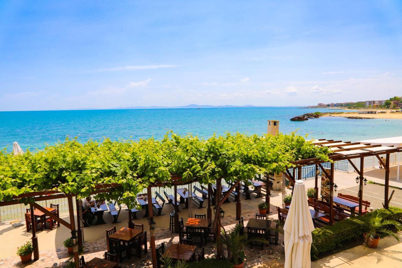 Petrov Family Hotel نيسيبار المظهر الخارجي الصورة
