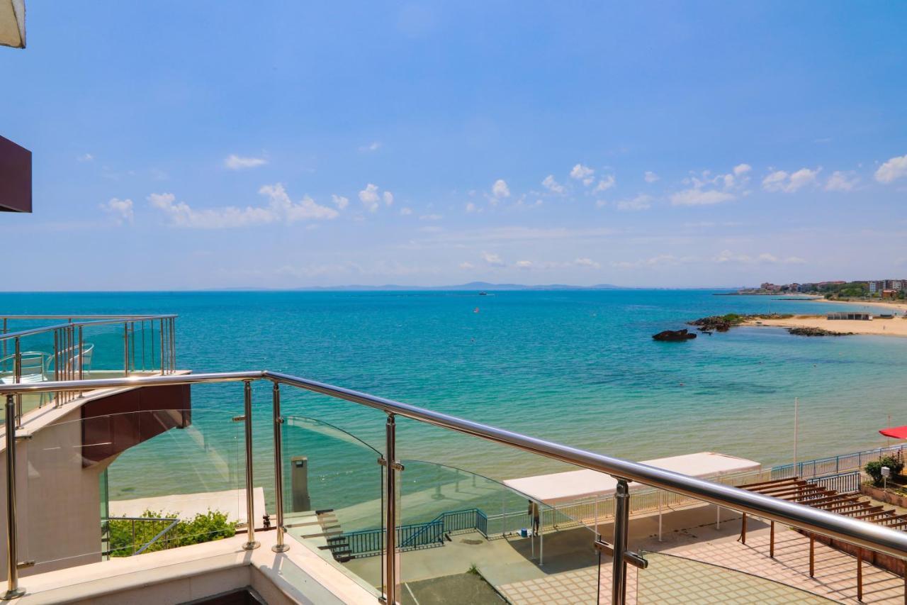 Petrov Family Hotel نيسيبار المظهر الخارجي الصورة