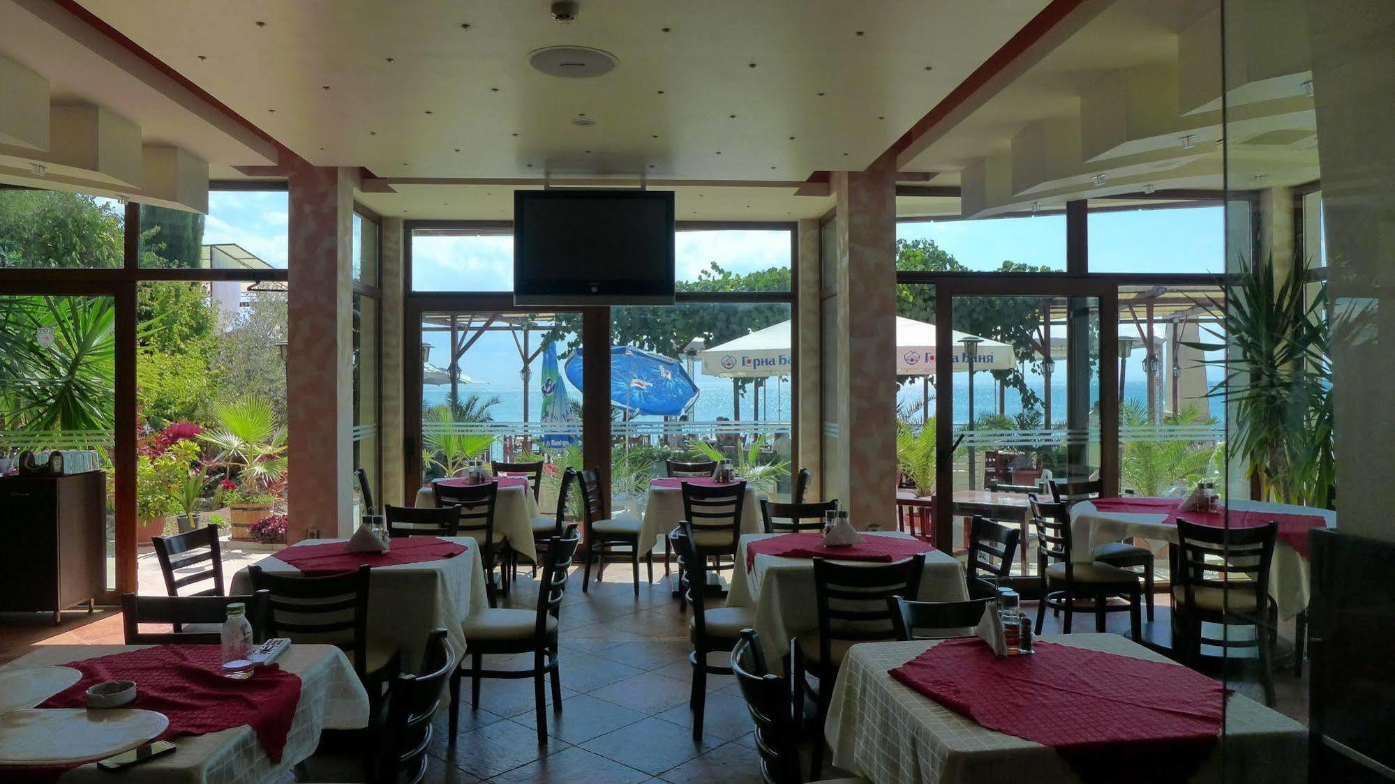 Petrov Family Hotel نيسيبار المظهر الخارجي الصورة