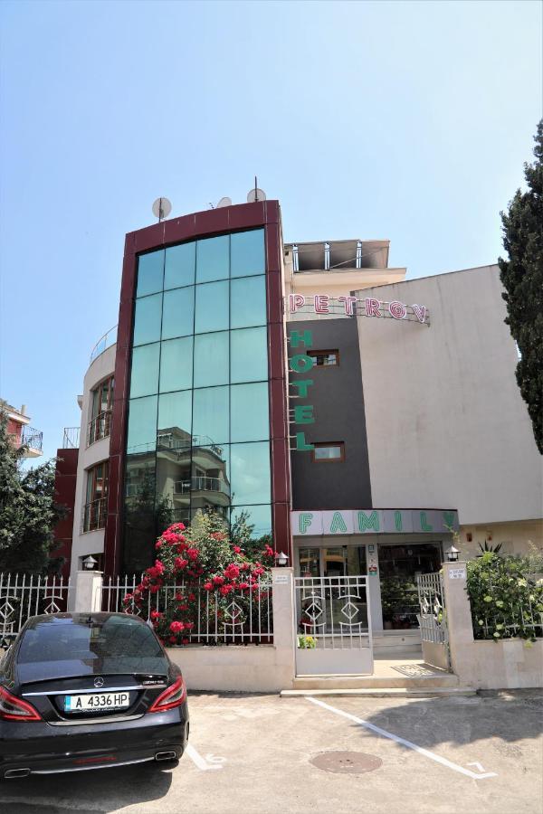 Petrov Family Hotel نيسيبار المظهر الخارجي الصورة